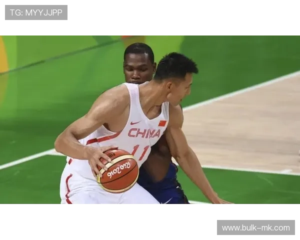 杜兰特与易建联再度携手,联手打造篮球新传奇 杜兰特与易建联再度携手,联手打造篮球新传奇